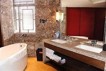 Hôtel Best Li à Lijiang  Extérieur photo